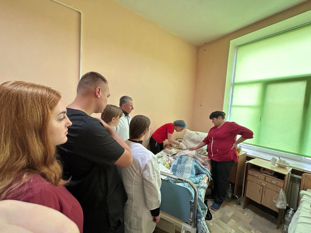 Продовжується робота студентської наукової групи.