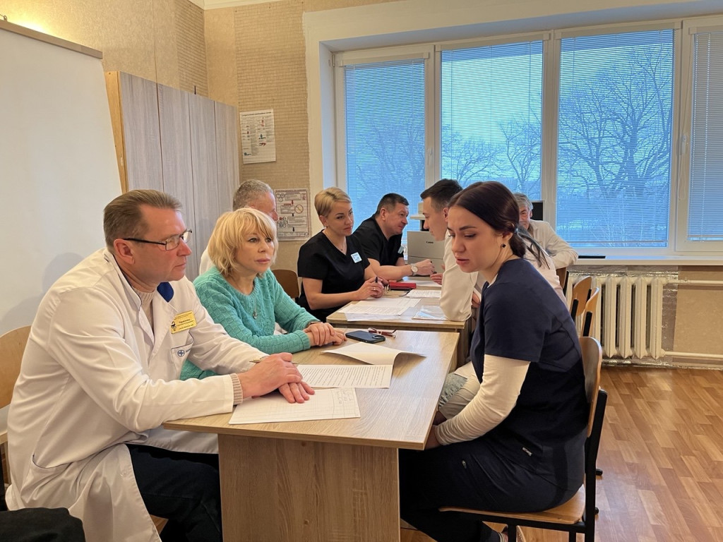 27.12.2024 успішно пройшла атестація по закінченню освітньої частини у лікарів-інтернів з фаху Анестезіологія та інтенсивна терапія